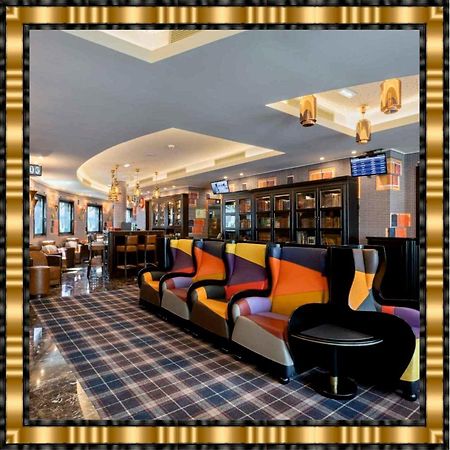 Hotel Jaguar Oporto - Airport To Hotel And City Center And Vice-Versa Is A Free And Continuous Shuttle Service From 7Am To 8Pm エクステリア 写真